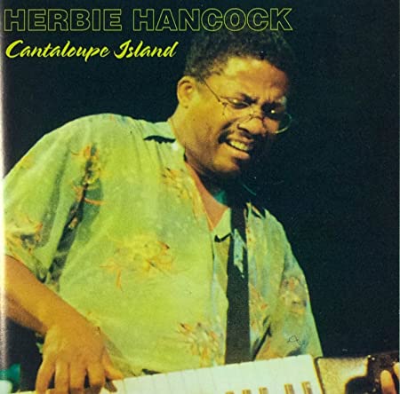 Compie 83 anni Herbie Hancock, grande pianista jazz (e non solo).