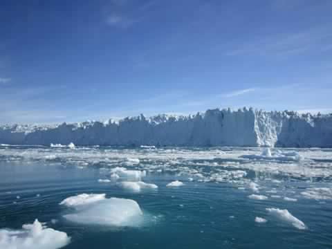 La calotta glaciale della Groenlandia si avvicina al punto di non ritorno
