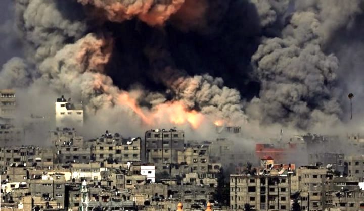 Nuovi raid israeliani su Gaza, morti e feriti.