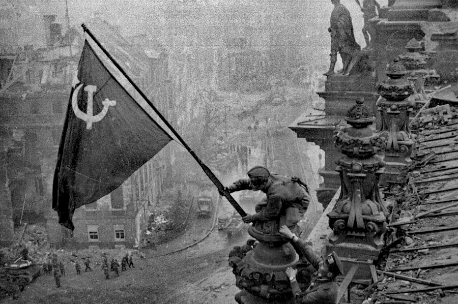 2 maggio 1945, la presa di Berlino e del Reichstag dall’Armata Rossa.
