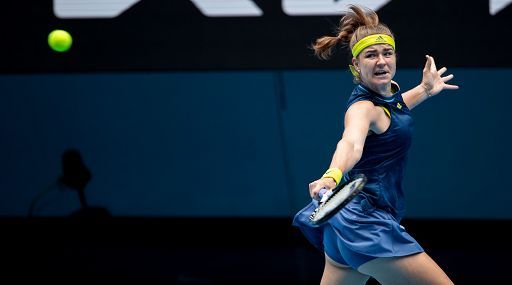 Sorpresa al Roland Garros: la ceka Muchova in finale a danno della Sabalenka (n.2)