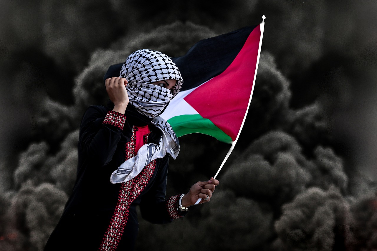 Crisi Israele Palestina: Condanniamo gli atti terroristici, non la sacrosanta insurrezione del popolo palestinese.