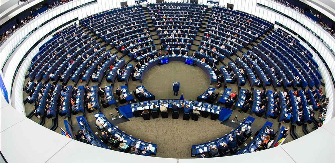 Il Parlamento Europeo respinge la riduzione dei pesticidi (Isde News)