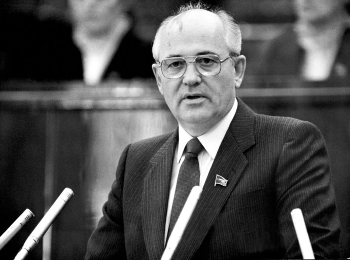 2014, Gorbaciov avverte sul rischio di una nuova guerra fredda a causa dell’ Ucraina.