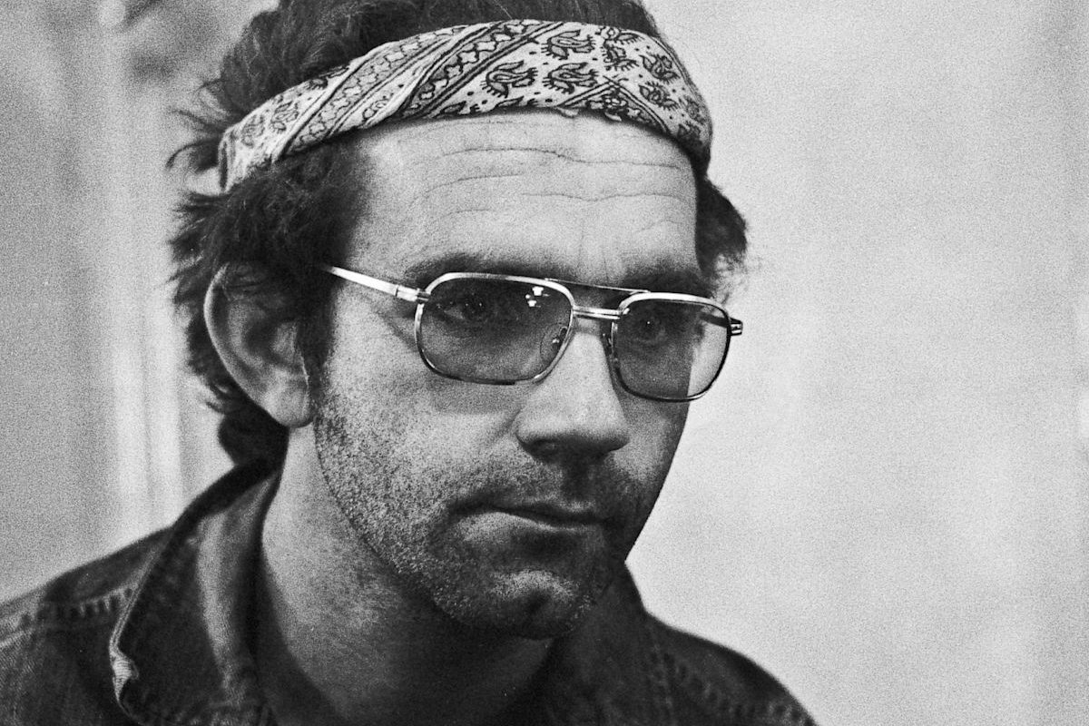 Quel talento di J.J. Cale. Lo si ricorda anche per aver scritto “Cocaine”.