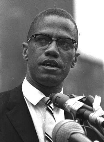 Il 21 febbraio 1965 veniva assassinato il grande Malcolm X