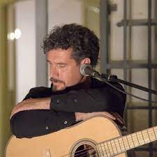 “Letters”, la chitarra di Rocco Mastrolia stasera all’ Ipogeo Bacile di Spongano